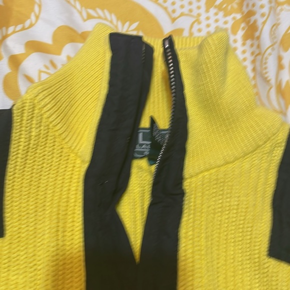 Ralph Lauren L-RL Lauren Active Yellow Heavy Sweater - Picture 9 of 14